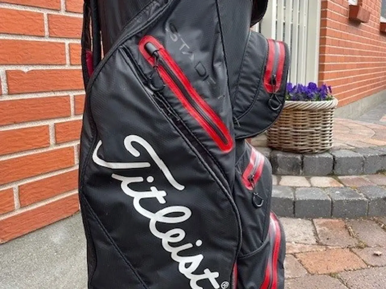 Billede 4 - Titleist golfbag med bæresele og cover