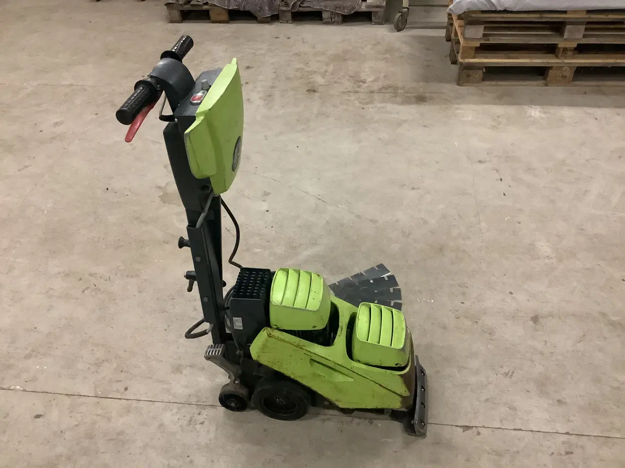 Billede 1 - Gulvmaskine, til fjernelse af gulvbelægning.