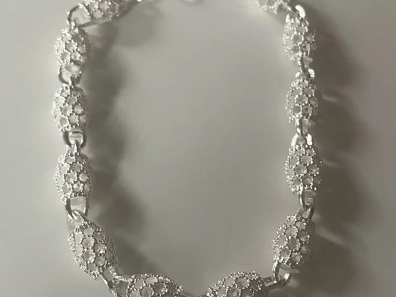 Billede 1 - * Sterlingsølv; Lækkert armbånd - med masser af le