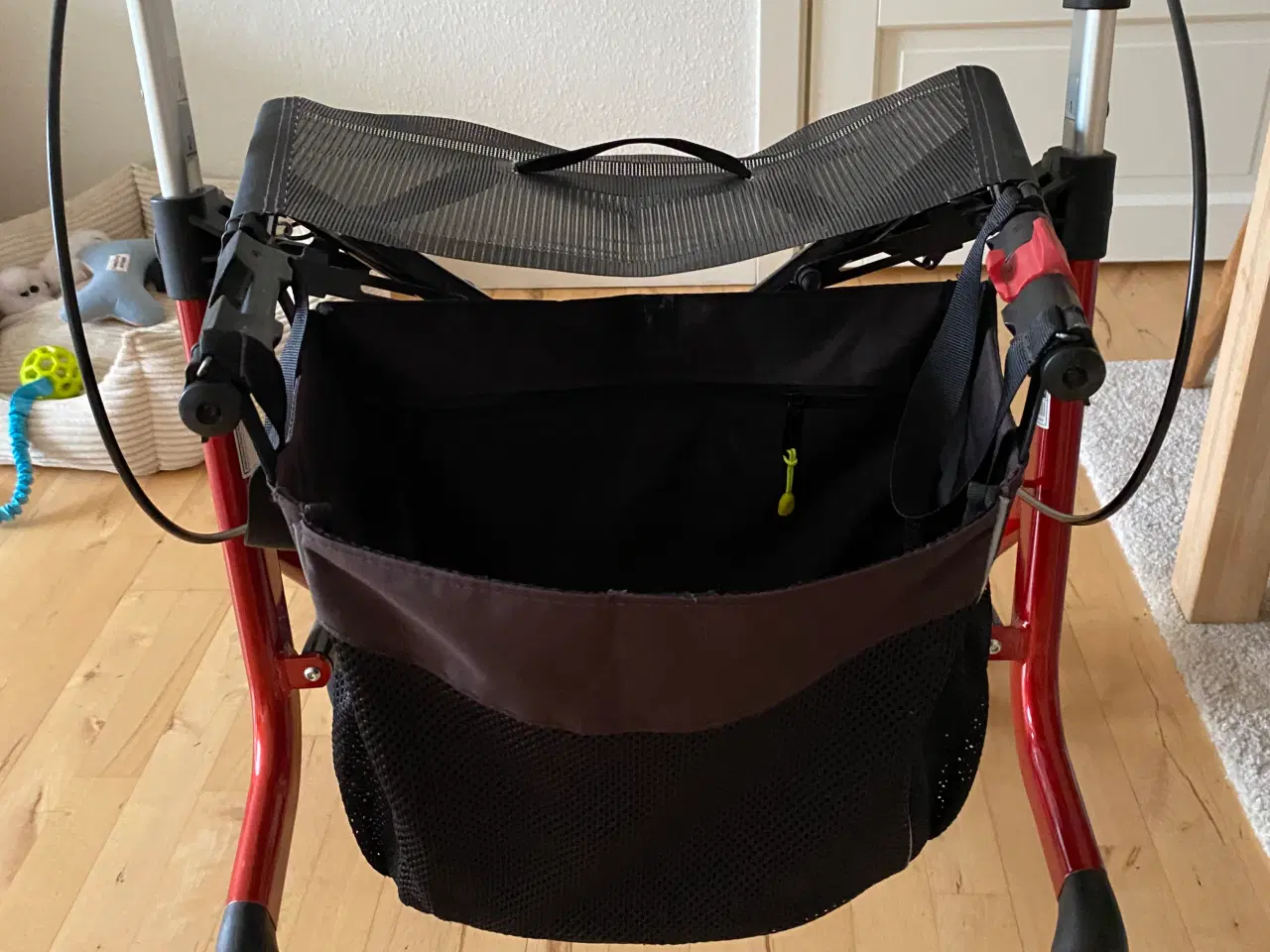 Billede 2 - Letvægts aluminium Rollator 