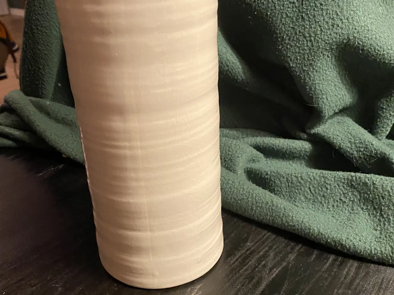 Billede 1 - Vase i creamfarvet 