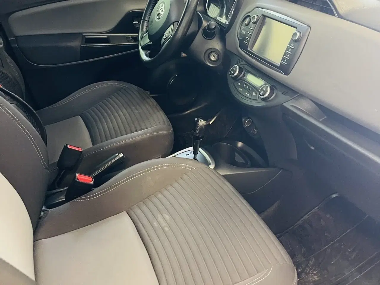Billede 6 - Toyota Yaris 1,5 Hybrid H1 e-CVT Van