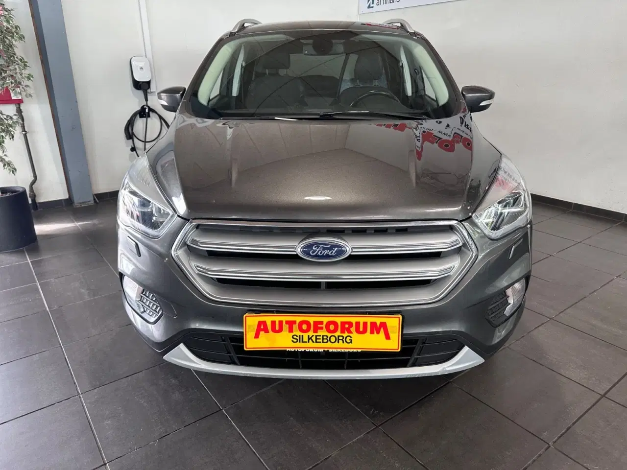 Billede 2 - Ford Kuga 2,0 TDCi 120 Titanium aut. Van