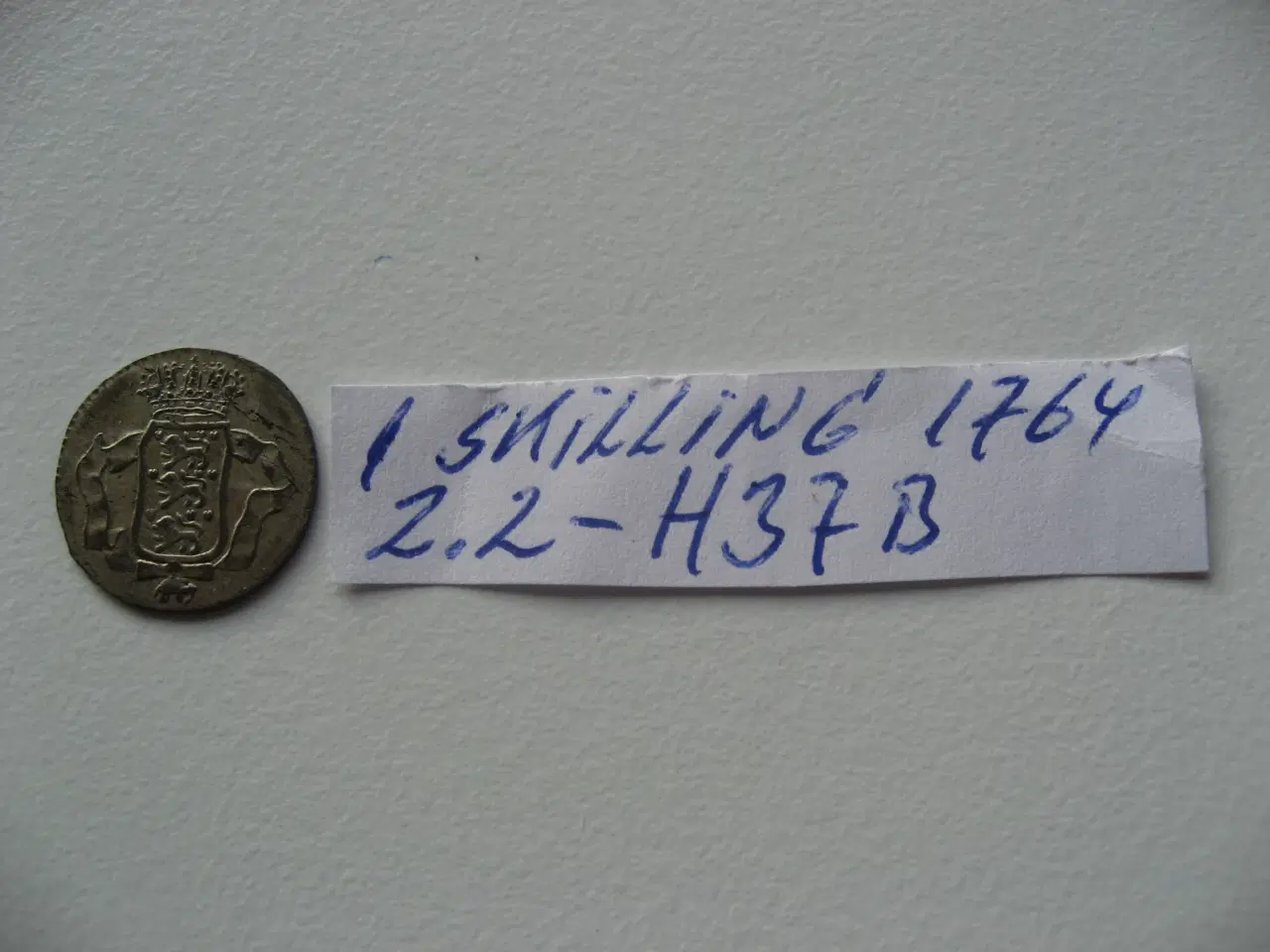 Billede 2 - Flot 1 Skilling 1764. Fr.D.V