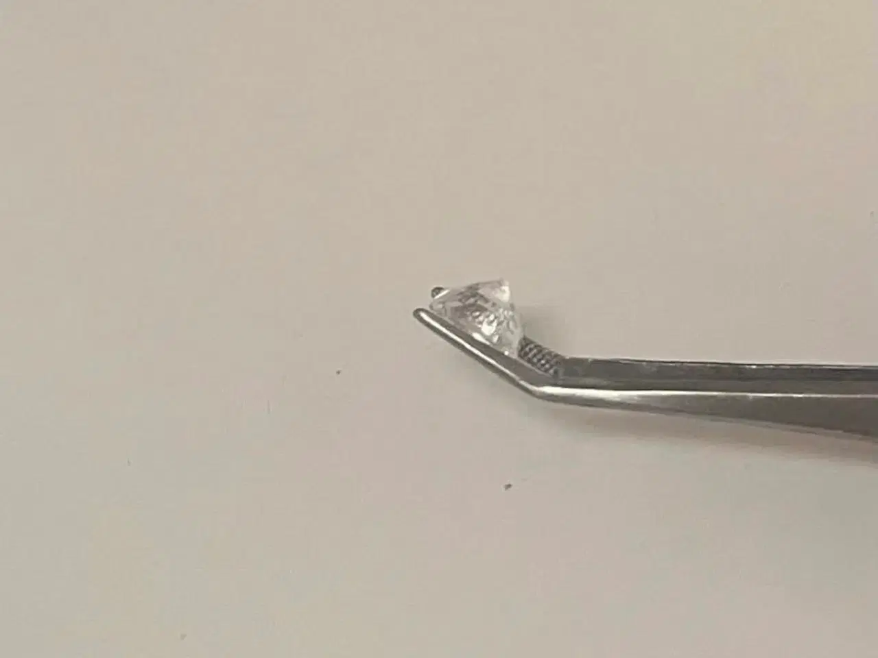 Billede 6 - Sjælden pollucit - 5,55 ct - med certifikat 