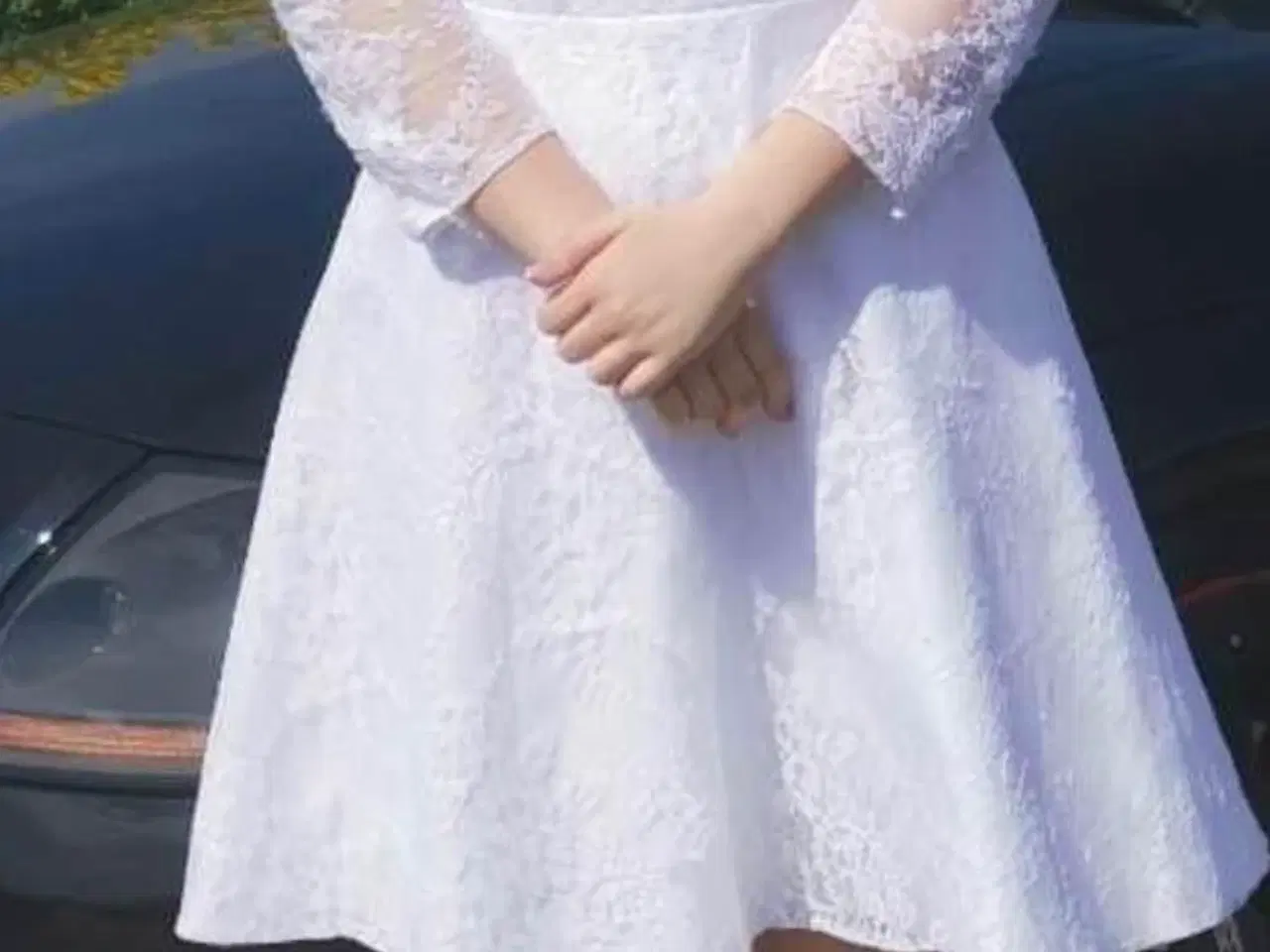 Billede 1 - Konfirmationskjole fra Lilly