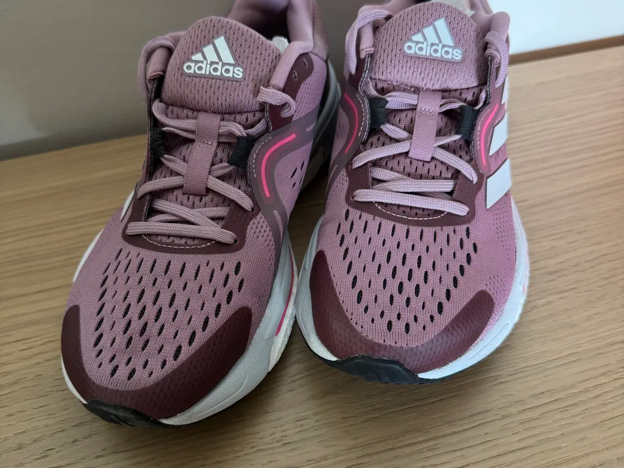 Billede 1 - Adidas Sneakers