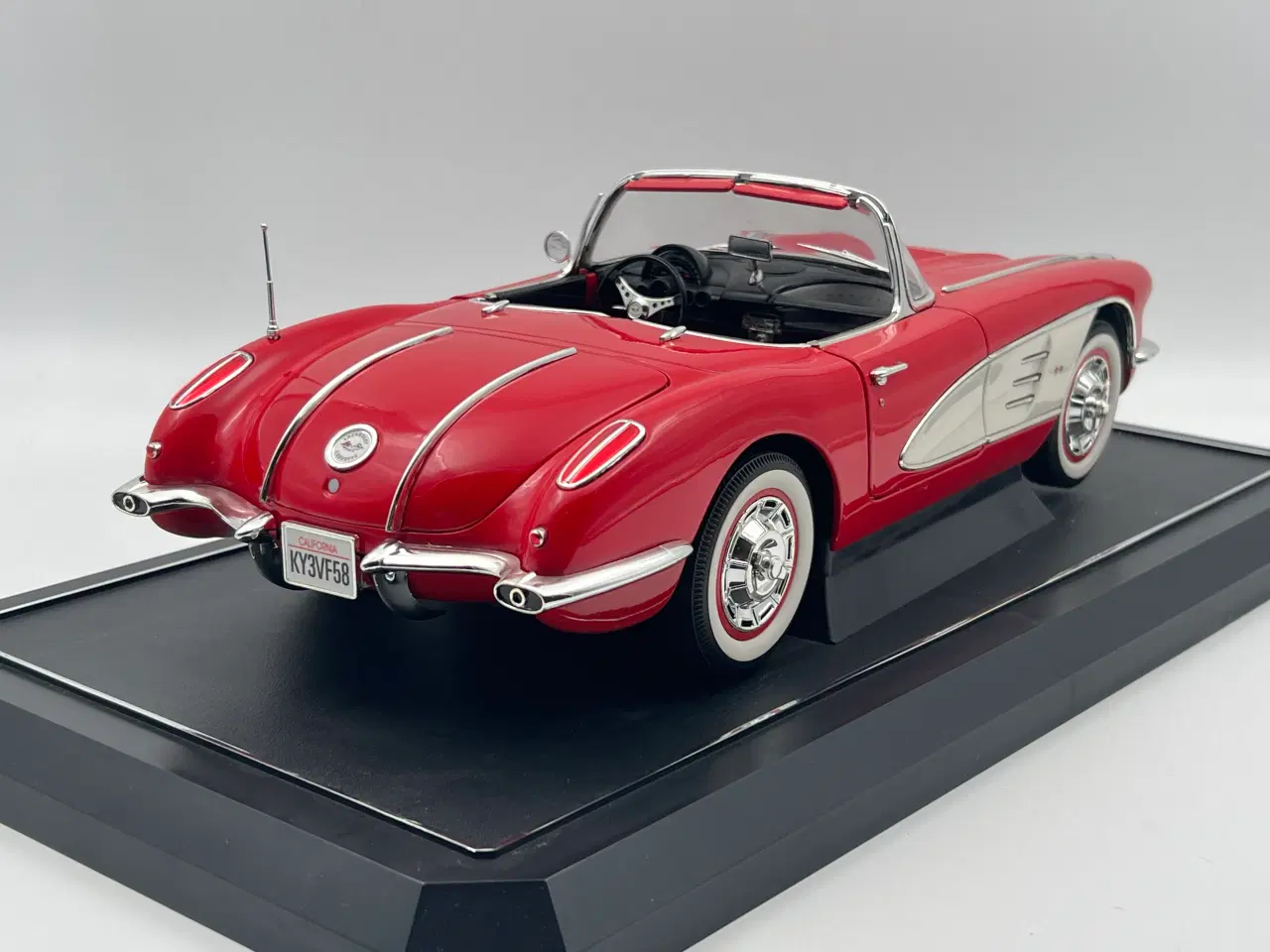 Billede 4 - 1958 Chevrolet Corvette 1:12  Super flot!