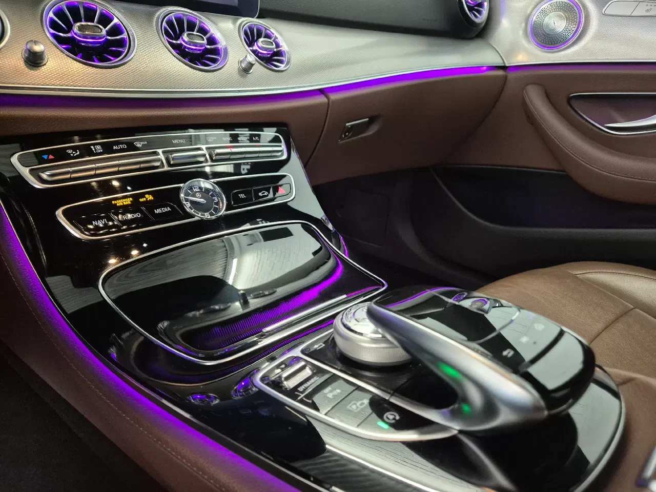 Billede 10 - Mercedes-Benz E350 d 3,0 Bluetec 9G-Tronic 258HK Aut.