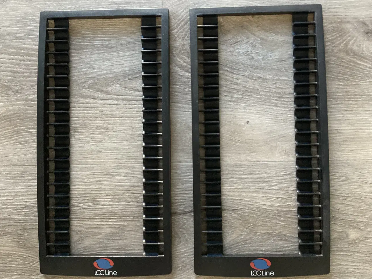 Billede 1 - 2 CD-/DVD-holdere i plastik