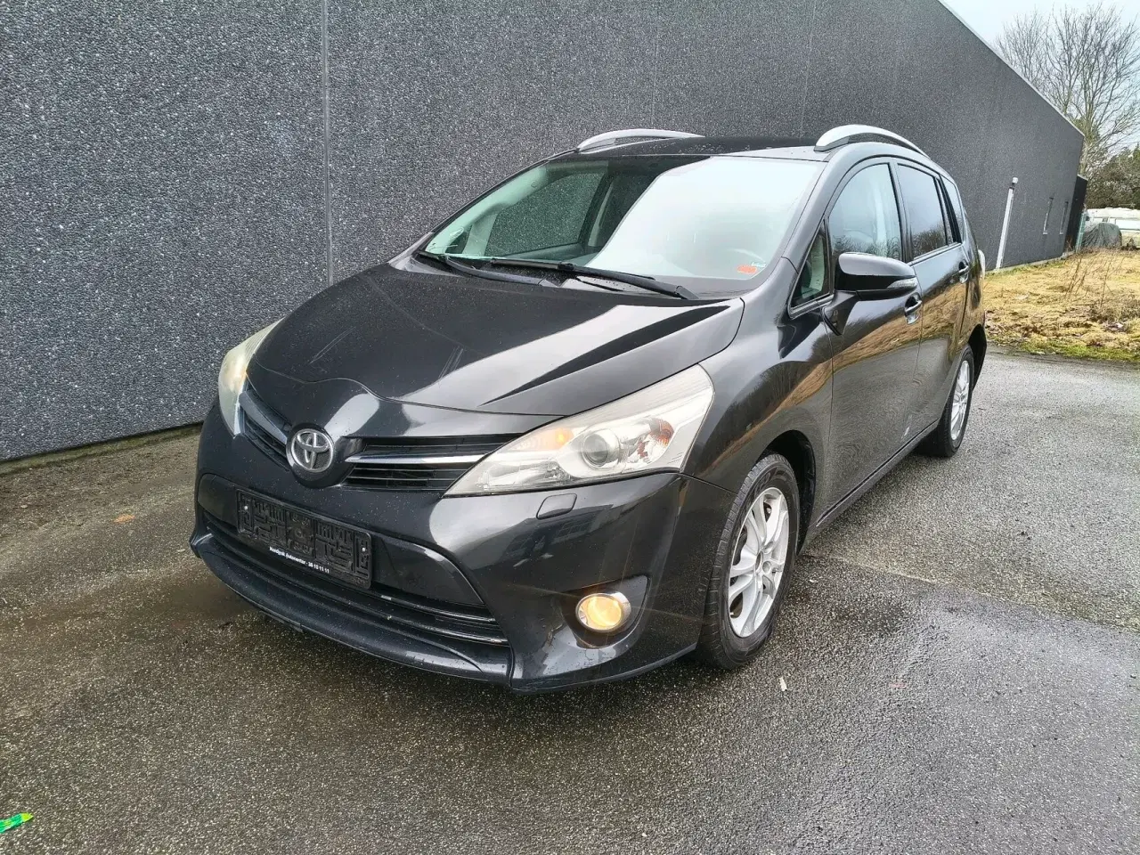 Billede 2 - Toyota SportsVan 2,0 D-4D DPF T2 Touch 124HK 6g