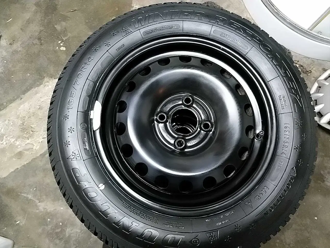 Billede 3 - Vinterdæk nye VW Up Dunlop