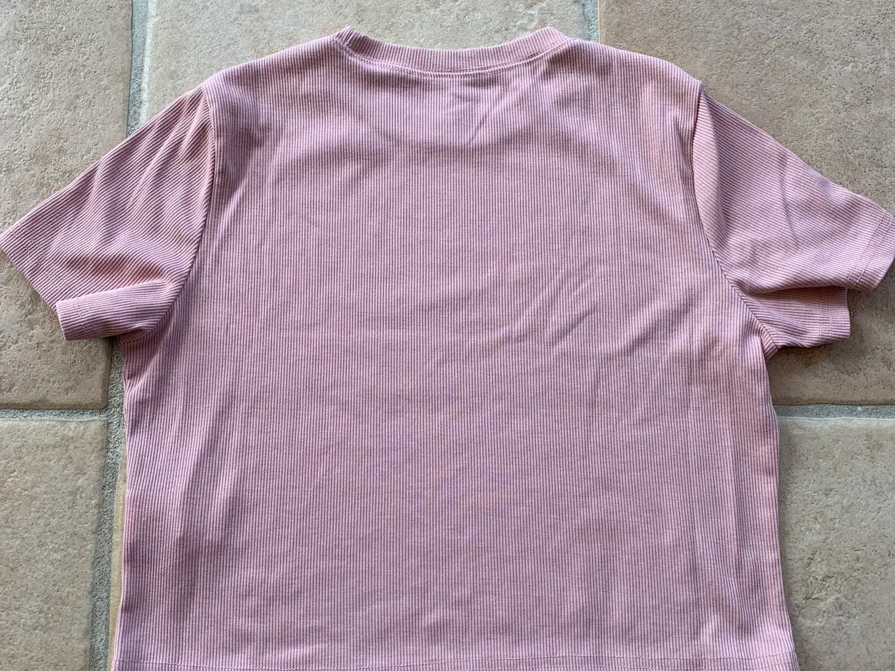 Billede 2 - Dazy t-shirt str.L