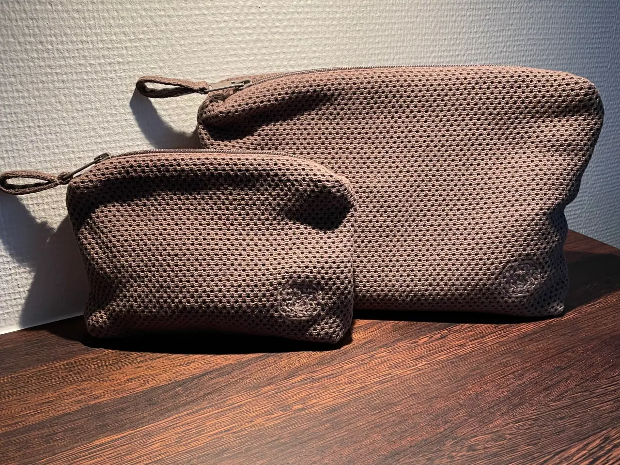 Billede 2 - Georg Jensen Damask toilettaske og kosmetikpung 