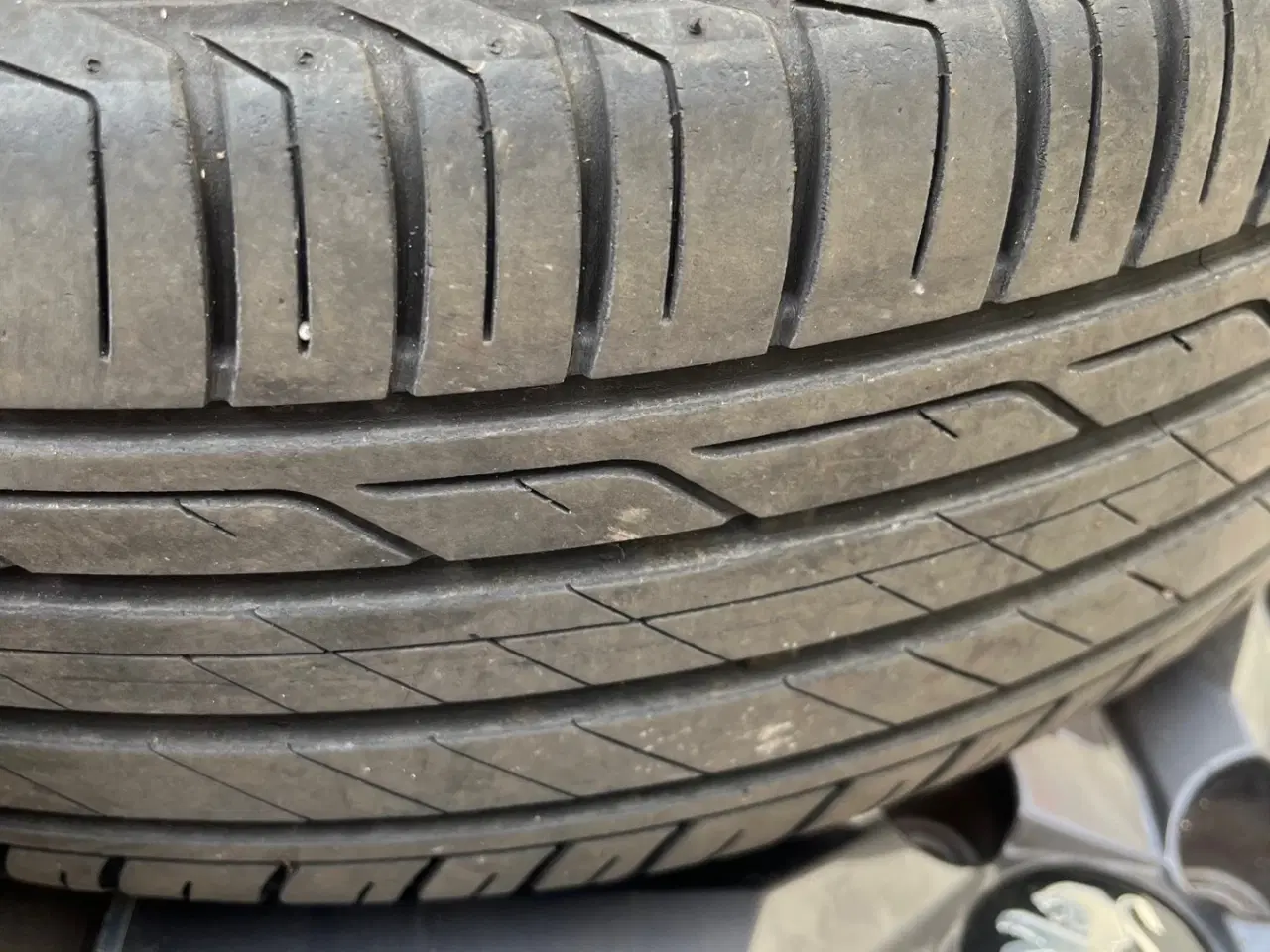 Billede 2 -  4 Originale fælge m. sommerdæk til Peugeot 2008