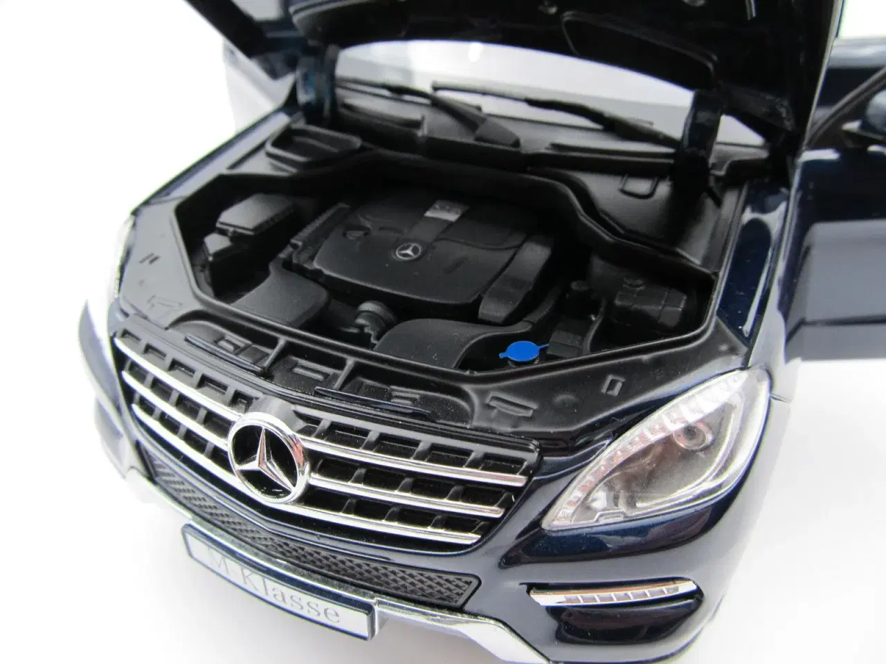 Billede 5 - 2011 Mercedes-Benz ML 1:18