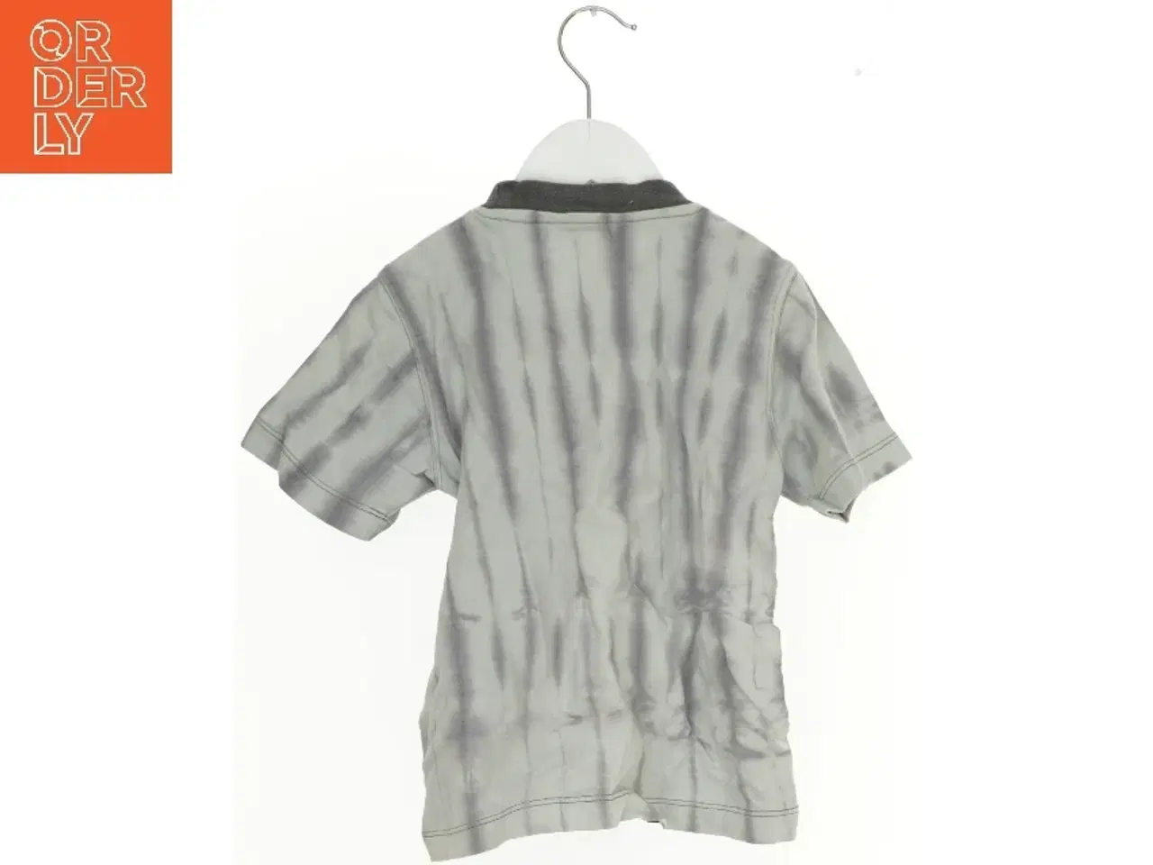 Billede 2 - T-shirt med tryk og batikmønster fra Kids Up (str. 98)