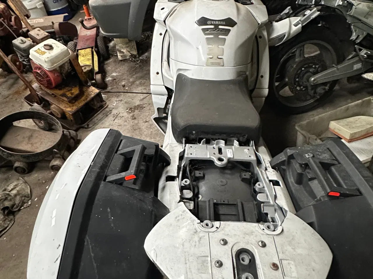 Billede 2 - Yamaha FZR 1300( pris for begge)