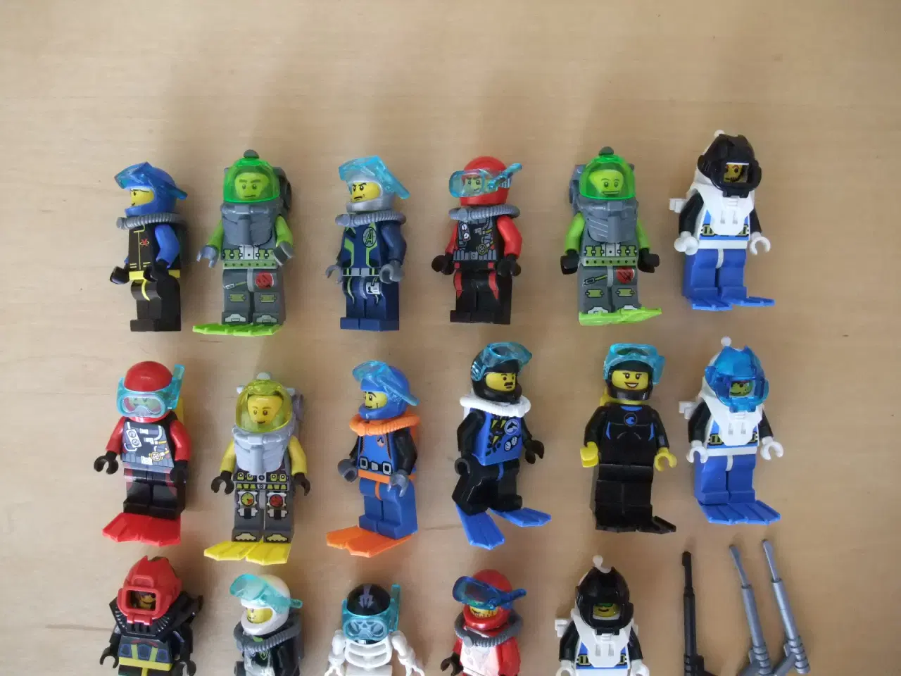 Billede 2 - Lego Dykker Figurer