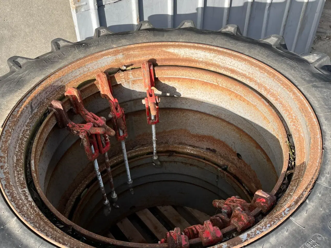 Billede 4 - Tvillingehjul 520/70R38 + 420/70R28 AP Sæt for/bag