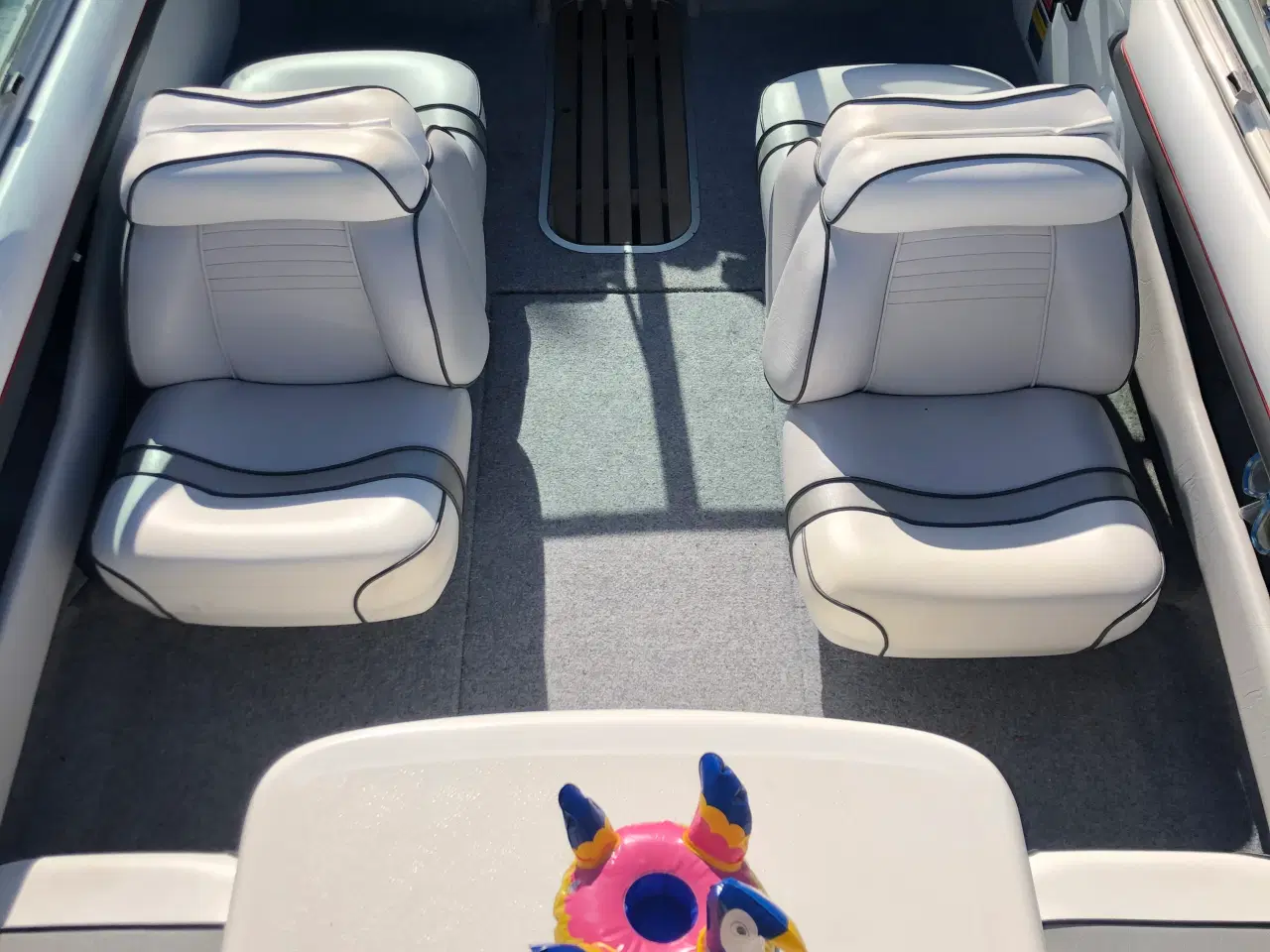 Billede 2 - Sea Ray 180 Closed Bow