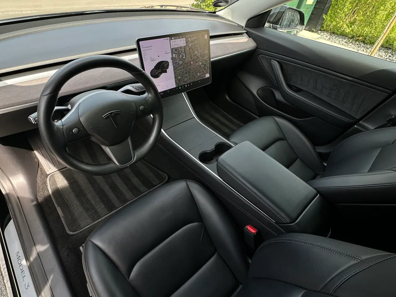 Billede 2 - Tesla Model 3 (standard range plus)