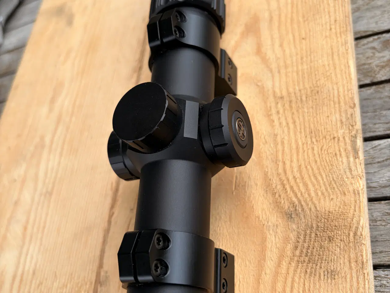 Billede 2 - Leupold vx Freedom 1,5-4x20 Firedot MOA Ring