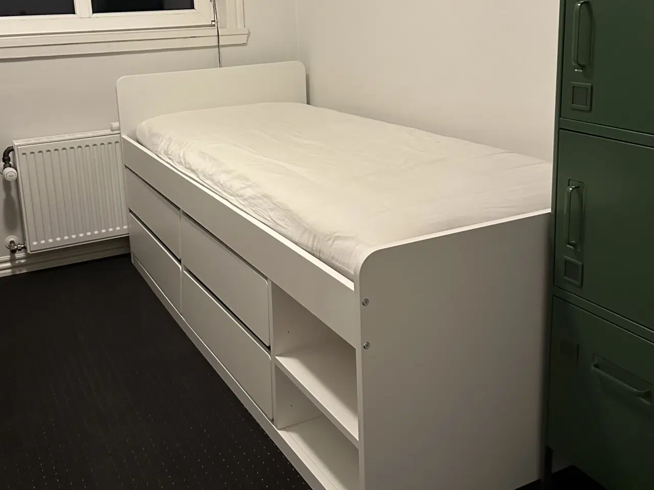 Billede 1 - Seng med opbevaring