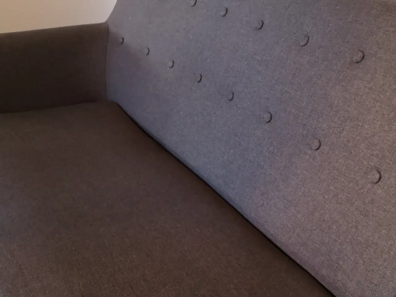 Billede 2 - Flot grå sofa