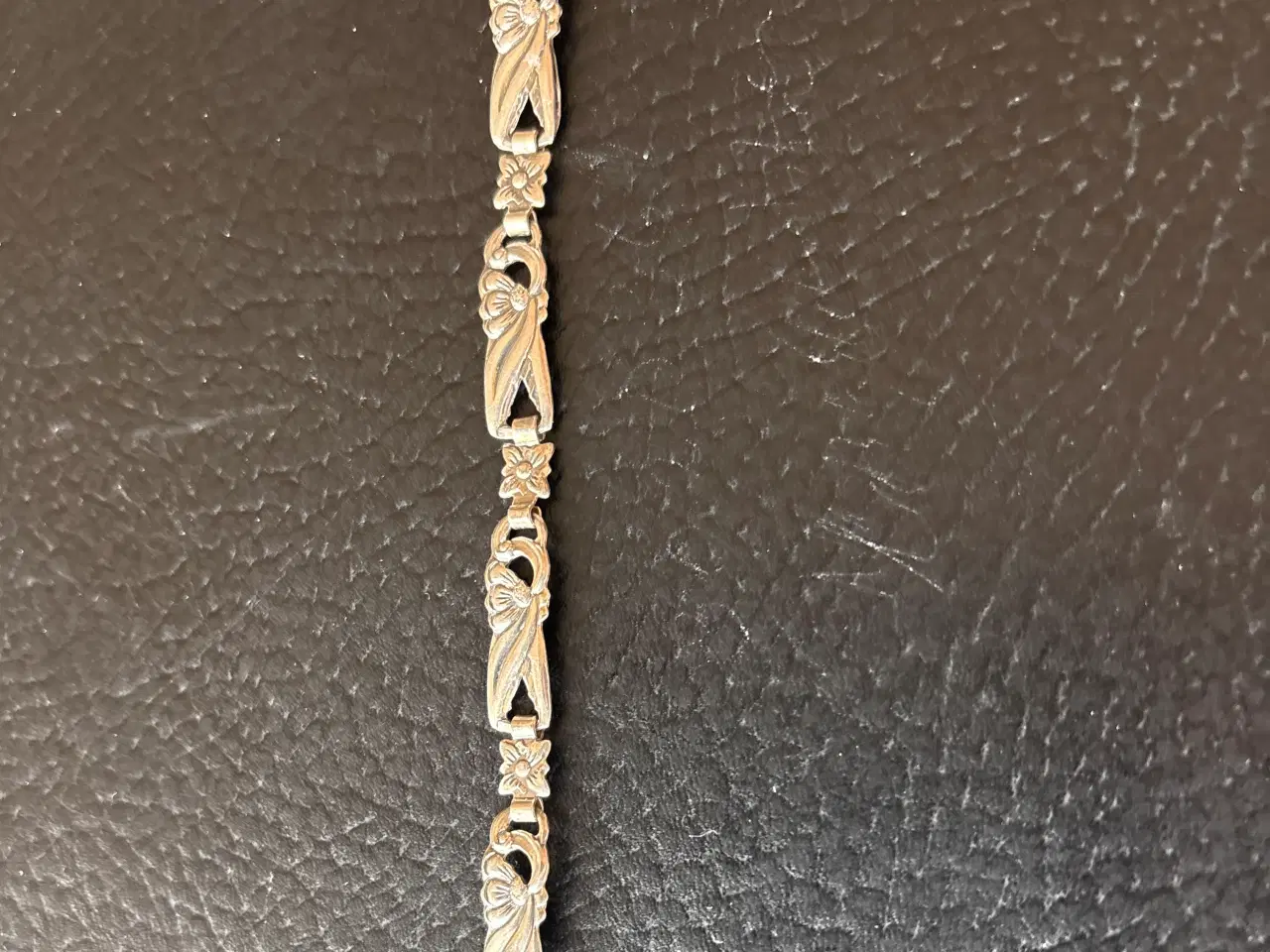 Billede 2 - Gammelt armbånd