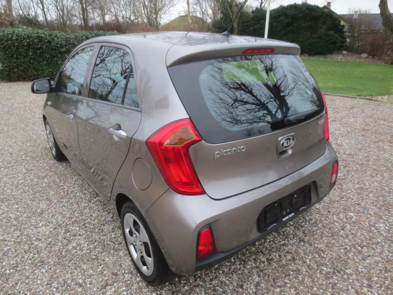 Billede 7 - Kia Picanto 1.0 i Årg 2015. Nysynet.