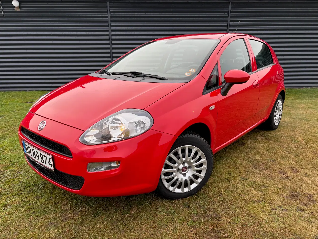 Billede 3 - Fiat Punto S7 0,9 100 - Virkelig pæn og velholdt..