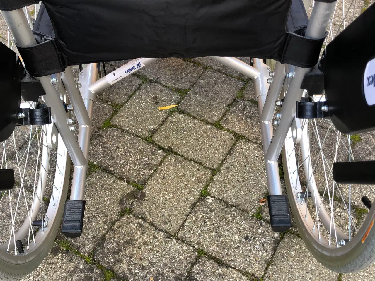 Billede 5 - Mobilex aluminium letvægts kørestol