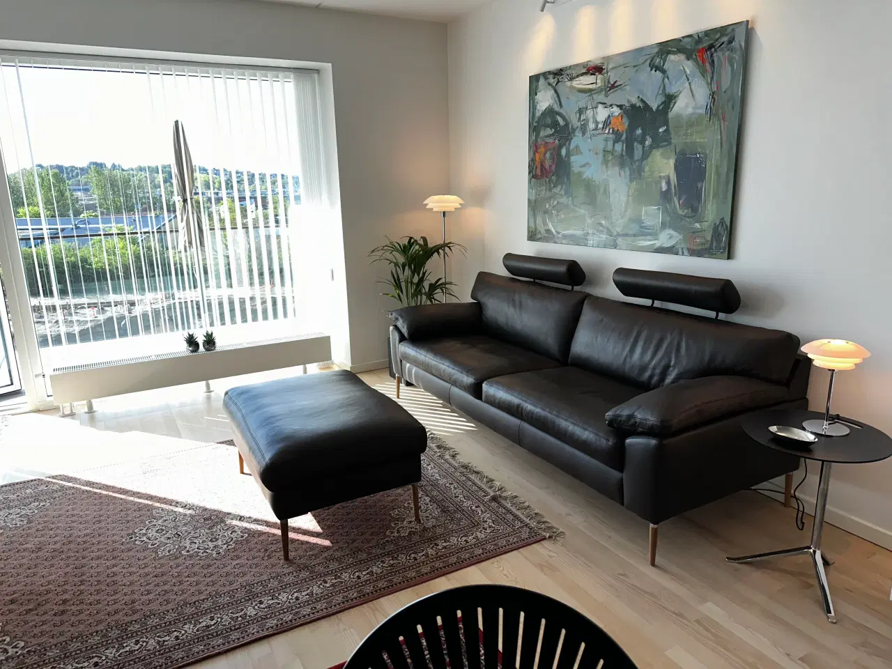 Billede 6 - 3 Personers Sofa med Puf og Nakkestøtte