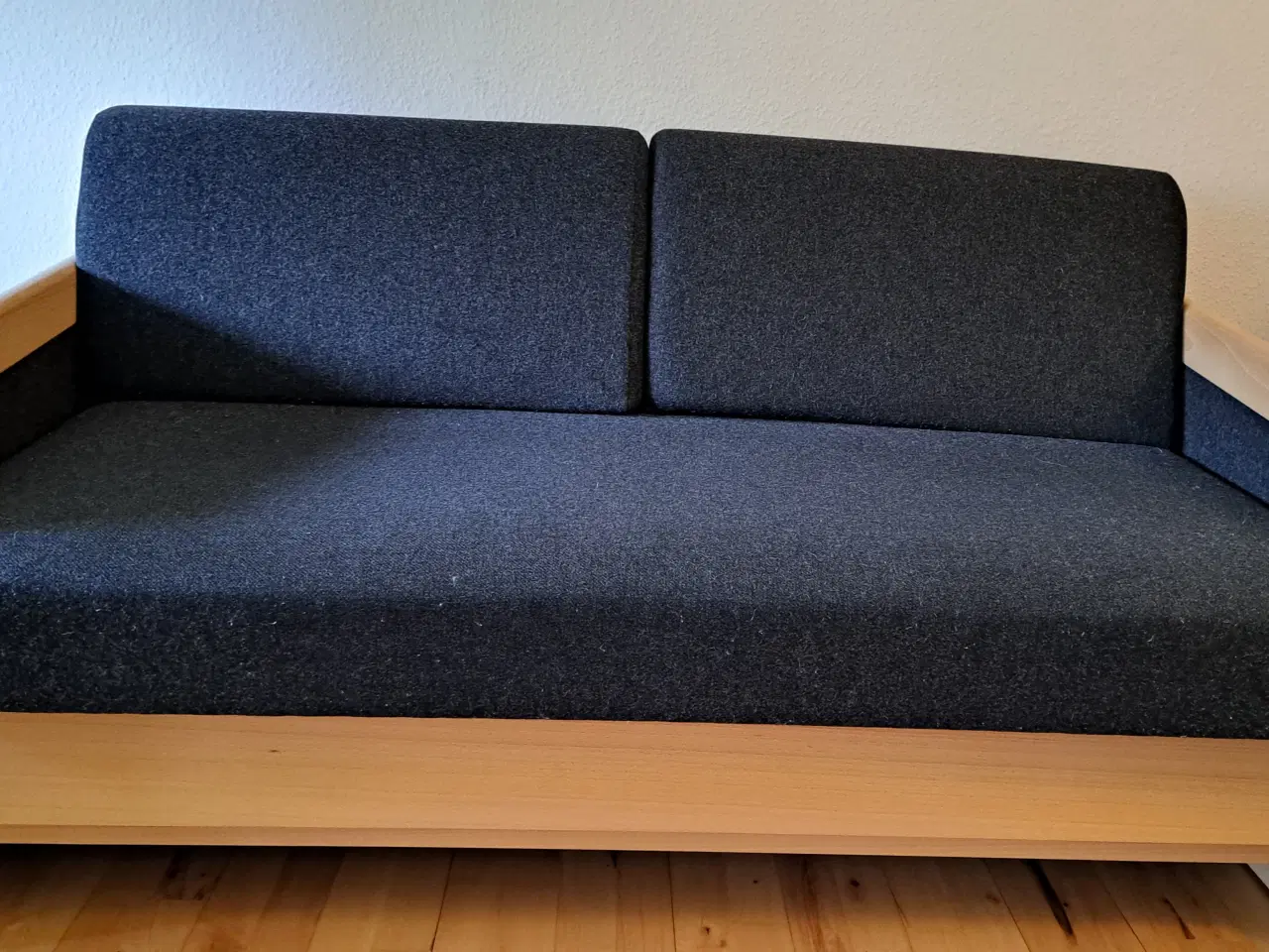 Billede 3 - Velholdt 4½ år gammel Hestbæk sovesofa