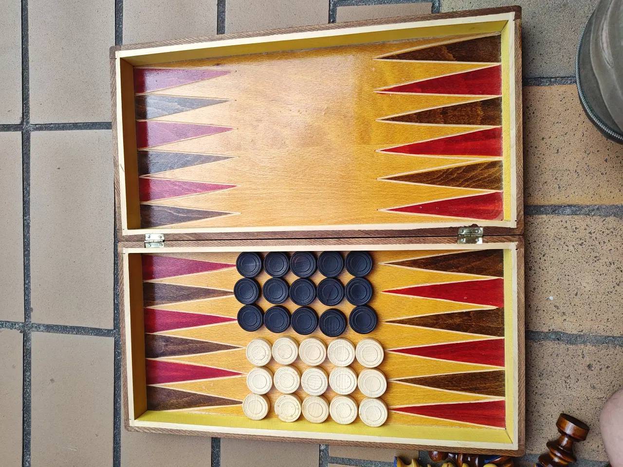 Billede 4 - Flot SKAK Brætspil og Backgammon i Træ