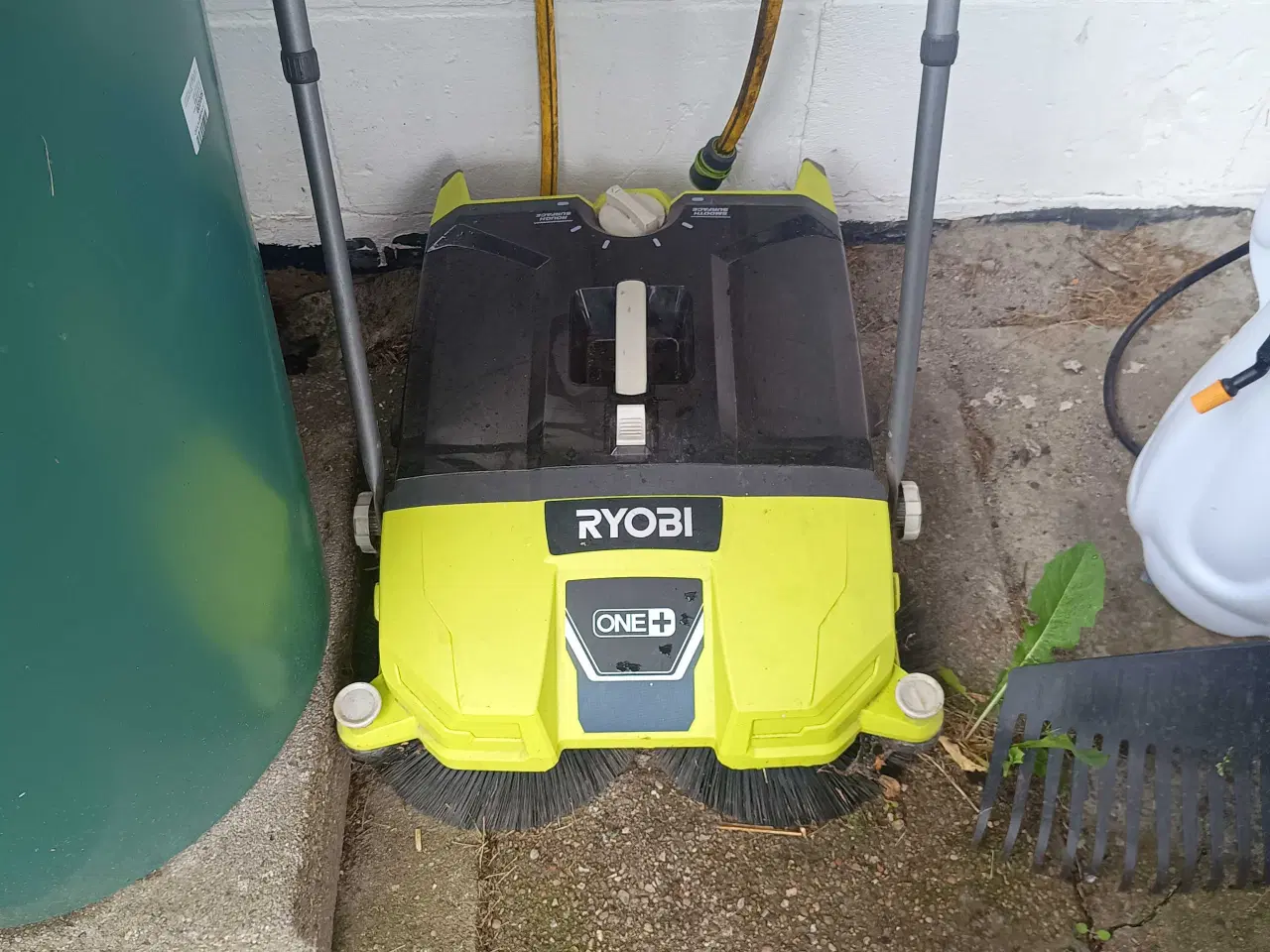 Billede 1 - Ryobi fejemaskine