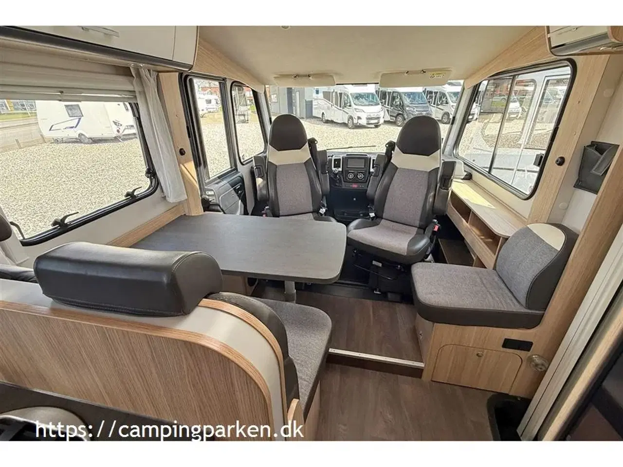 Billede 4 - 2020 - SunLight   Super fin Sunlight autocamper med enkeltsenge og 4 selepladser