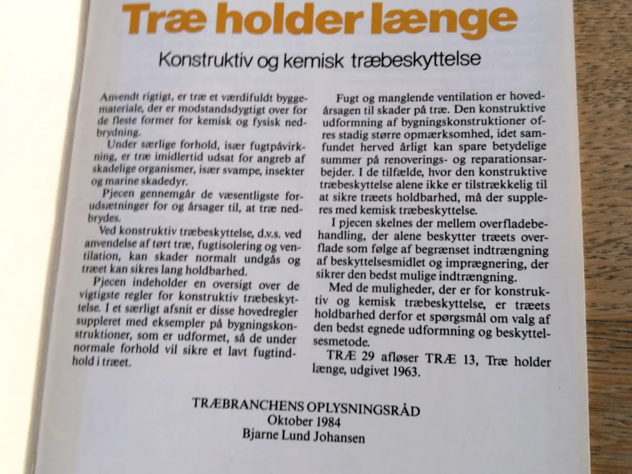 Billede 2 - 2 informative pjecer om TRÆ Træbranchens Oplysning