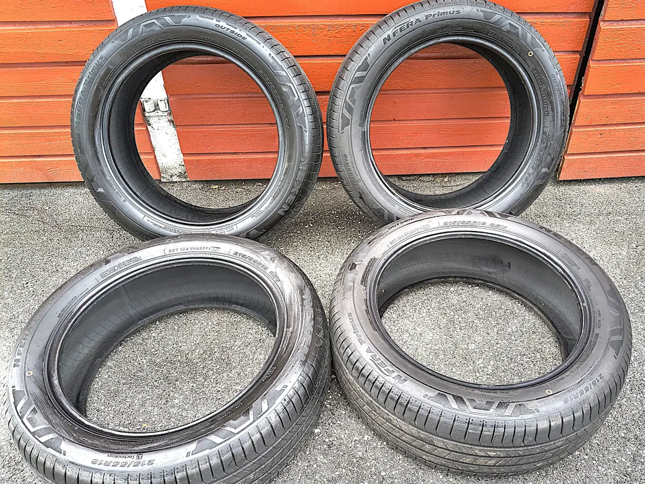 Billede 1 - 215/55 R18 sommerdæk