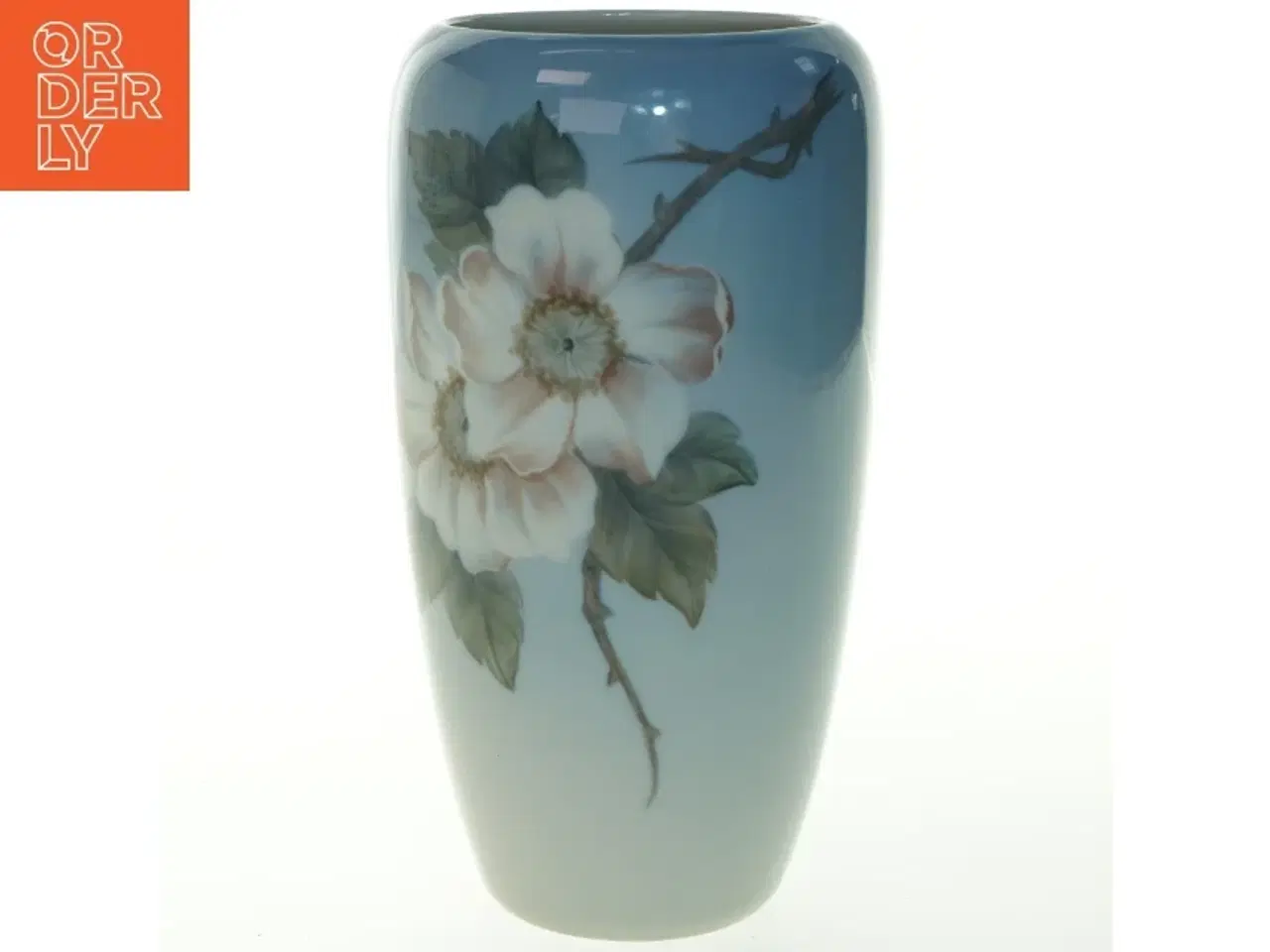 Billede 1 - Porcelænsvase med blomsterdesign fra Royal Copenhagen (str. 23 cm)