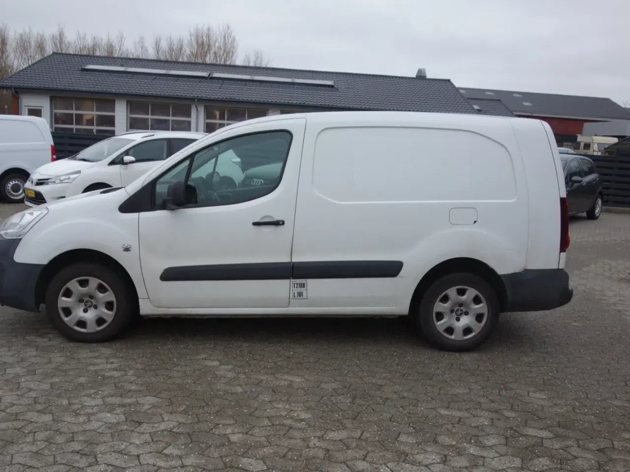 Billede 3 - Peugeot Partner 1,6 BlueHDi 100 L2 Flex Van