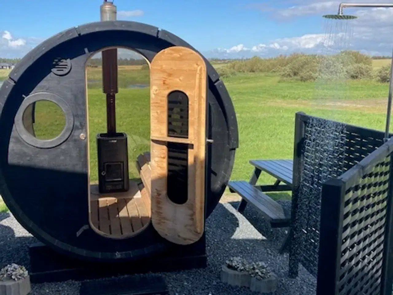 Billede 3 - 10 pers. Vildmarksbad, Poolbord, Bordfodbold mm