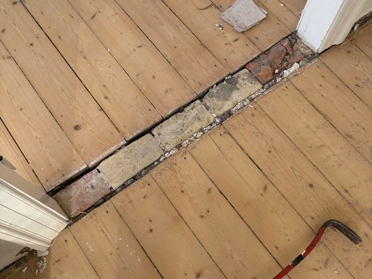 Billede 5 - Originalt plankegulv (fyrplanker)