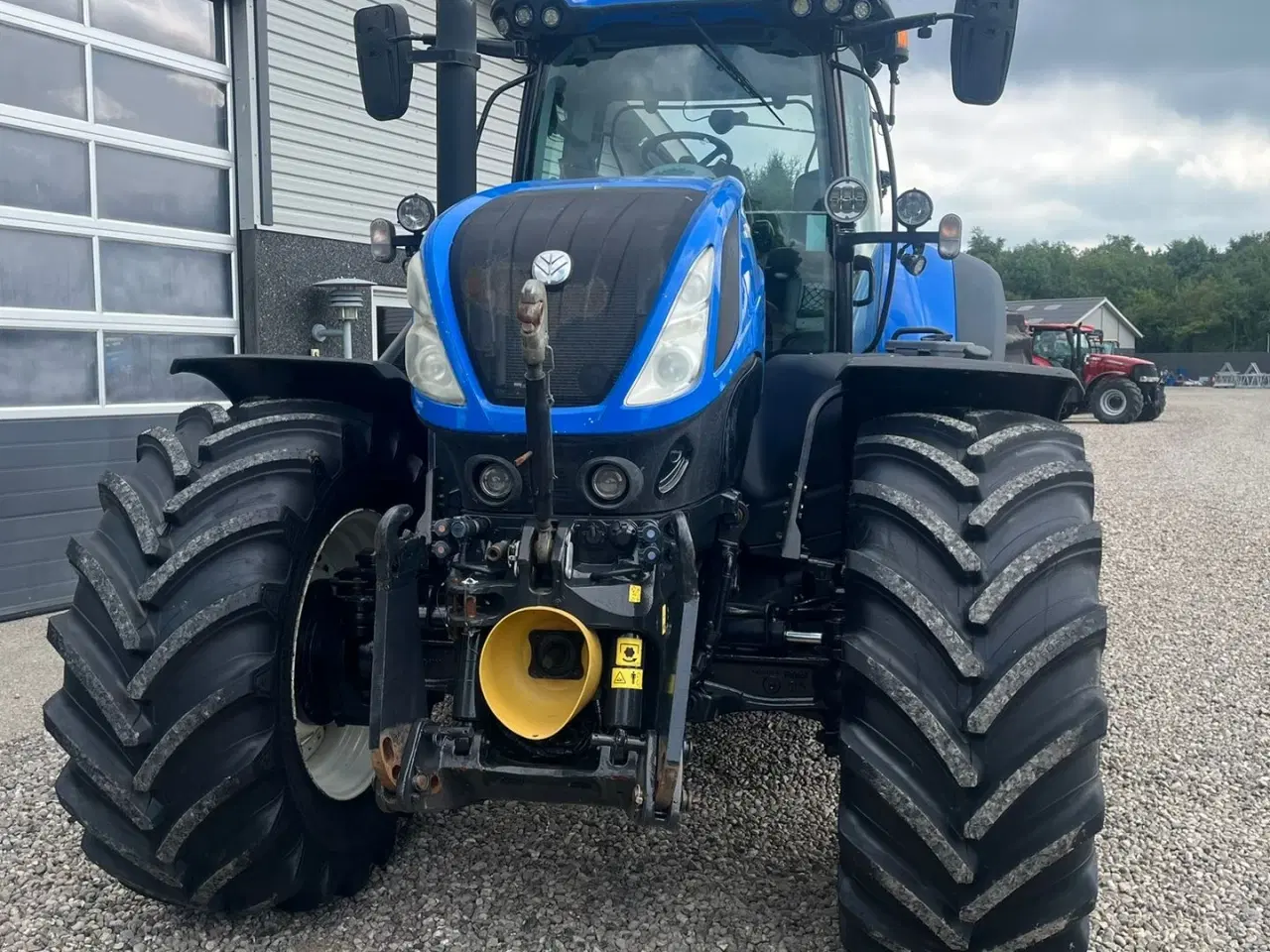 Billede 14 - New Holland T7.315 HD med frontlift og front PTO, samt NYE 650mm fordæk og store 900mm hjul.