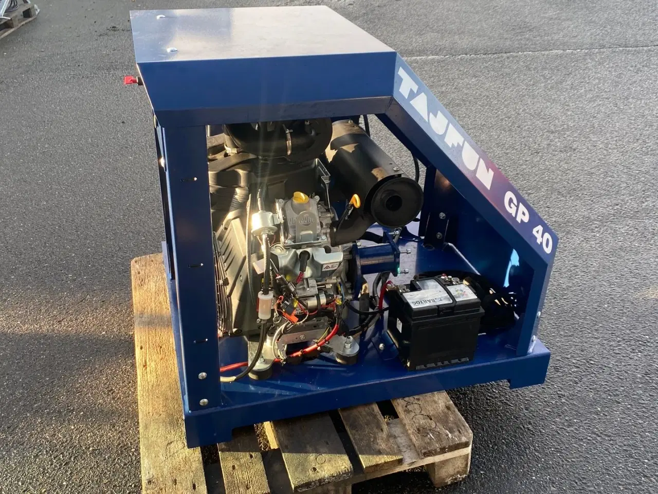 Billede 5 - Tajfun GP 40 Benzin motor Demo