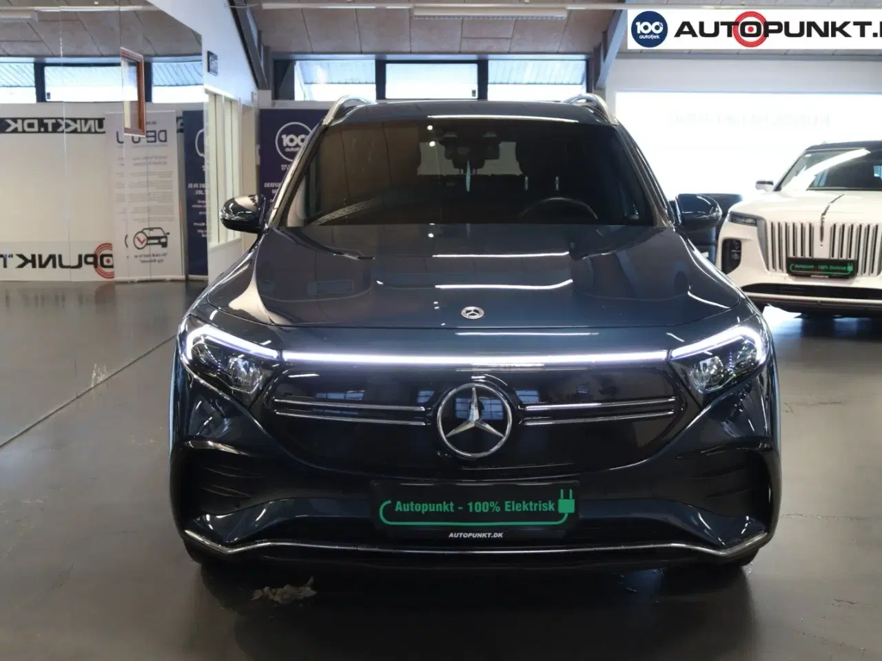 Billede 2 - Mercedes EQB300  AMG Line 4Matic