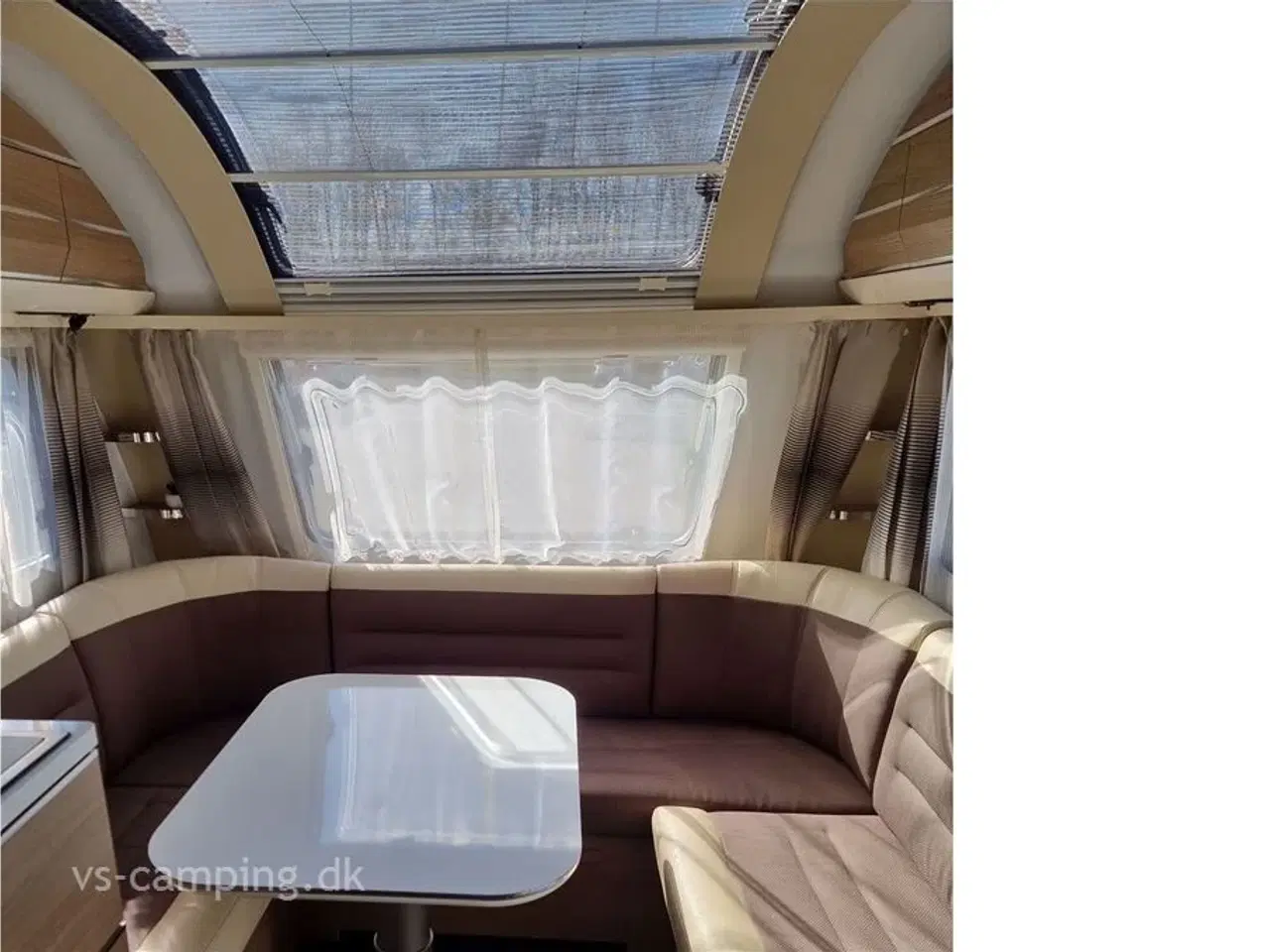 Billede 4 - 2016 - Adria Adora Silver "Jubilæumsmodel" 522 UP m. Alde Hysterisk velholdt campingvogn med Alde