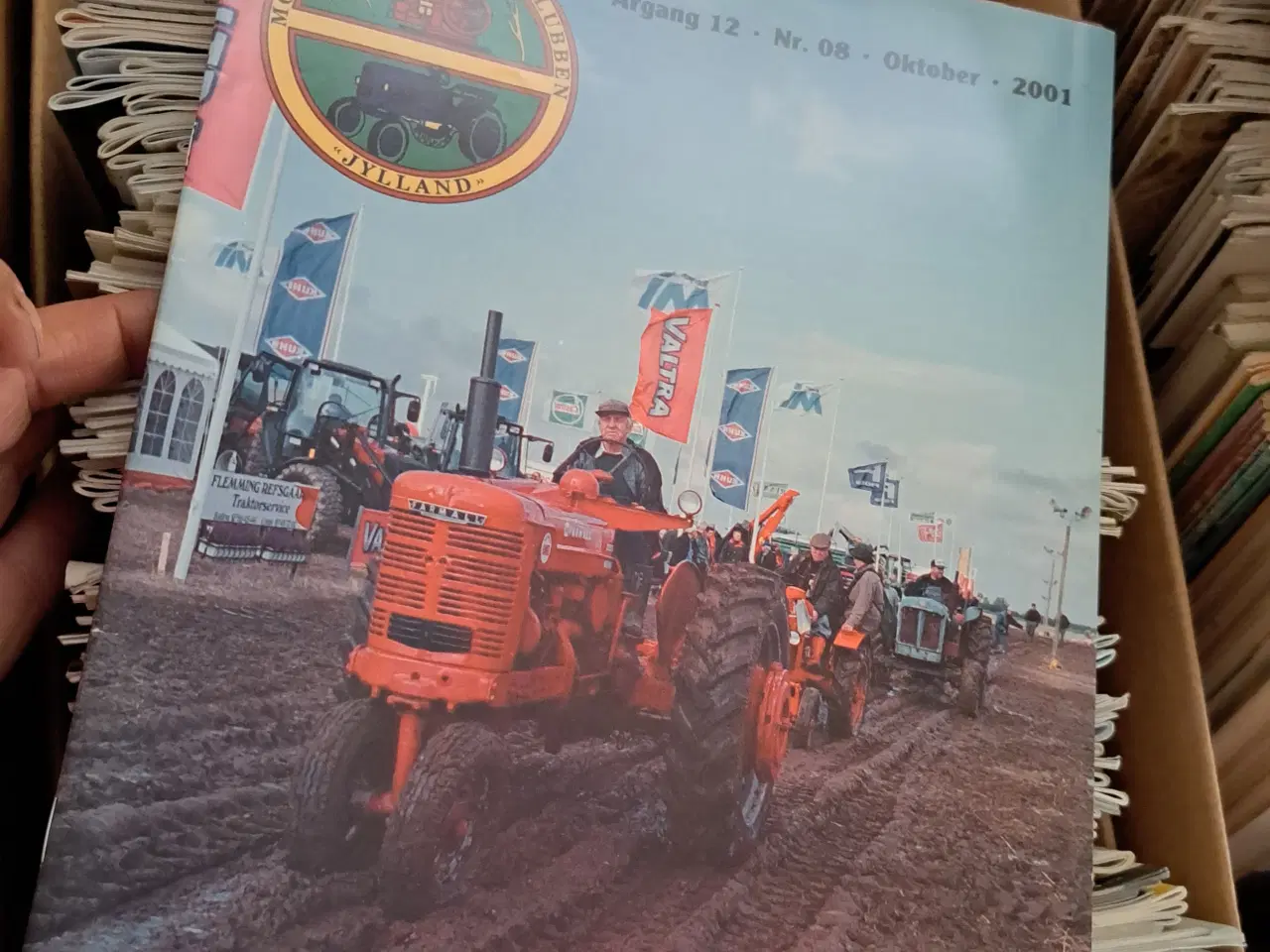 Billede 2 - Veteran traktor  Klub blade