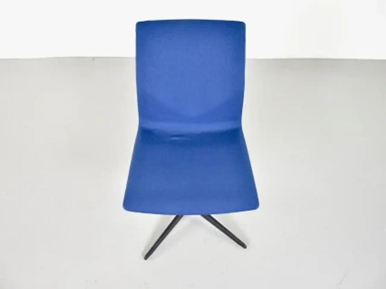 Billede 5 - Four design konferencestol med blåt polster, på grå drejefod